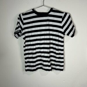 Boys Black & White Striped T-Shirt Size 10/12 Short Sleeve Crew Neck
